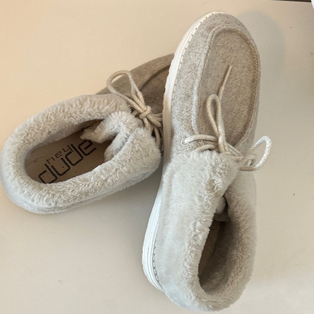 Hey Dude Light Gray Fur-Lined Shoes